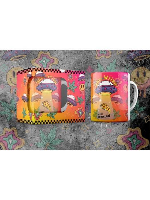 Чаша за кафе в кутия Stay Weird 